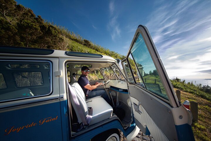 Tour privato in autobus VW Samba di mezza giornata intorno all'isola di Faial