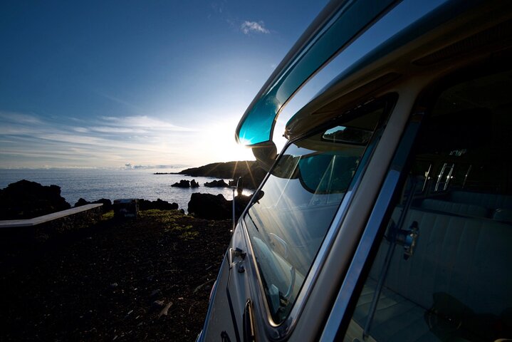 Tour privato in autobus VW Samba di mezza giornata intorno all'isola di Faial