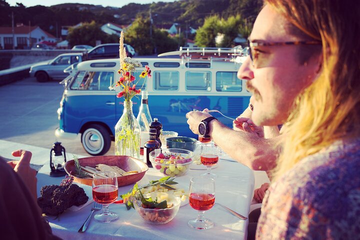 Tour privato in autobus VW Samba di mezza giornata intorno all'isola di Faial