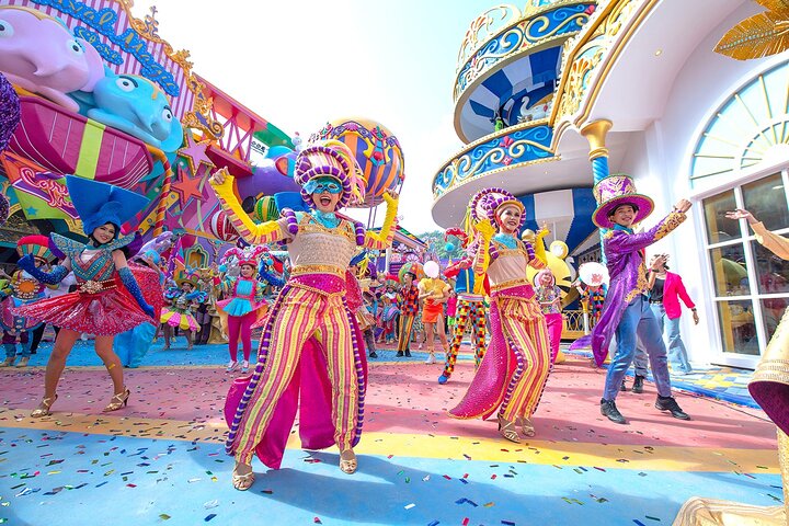 Biglietto d'ingresso per l'esperienza Carnival Magic Phuket