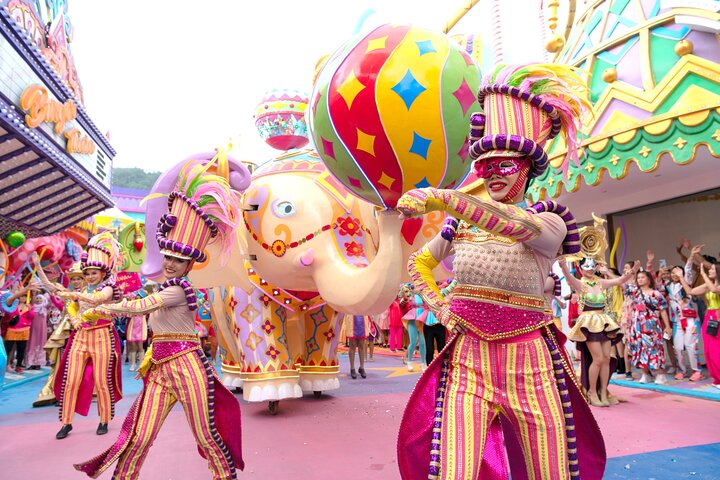 Biglietto d'ingresso per l'esperienza Carnival Magic Phuket