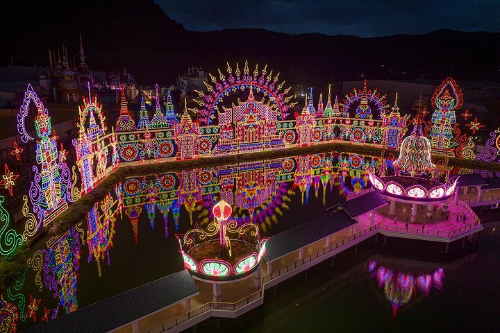 Biglietto d'ingresso per l'esperienza Carnival Magic Phuket
