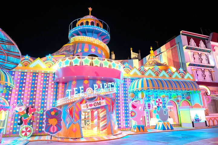 Biglietto d'ingresso per l'esperienza Carnival Magic Phuket