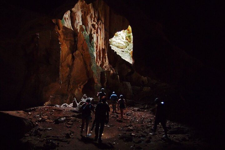Tour combiné tyrolienne, grotte et spa boueux avec déjeuner aux Fidji