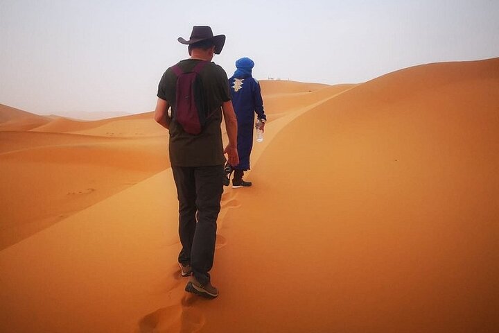 Merzouga-ørkenen Soloppgang Vandretur fra Erfoud med lokal guide