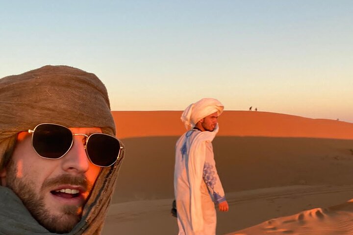 Merzouga-ørkenen Soloppgang Vandretur fra Erfoud med lokal guide