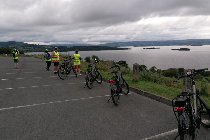Recorrido guiado en bicicleta eléctrica por Killaloe y la costa de Lough Derg
