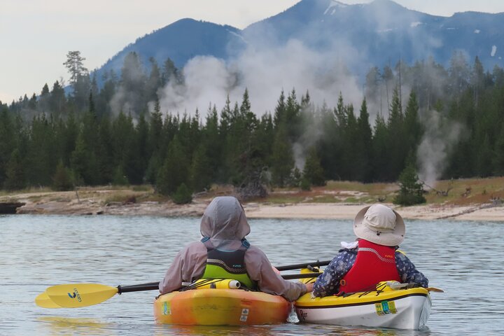 4 - Hora de Kayak no Lago Yellowstone com almoço