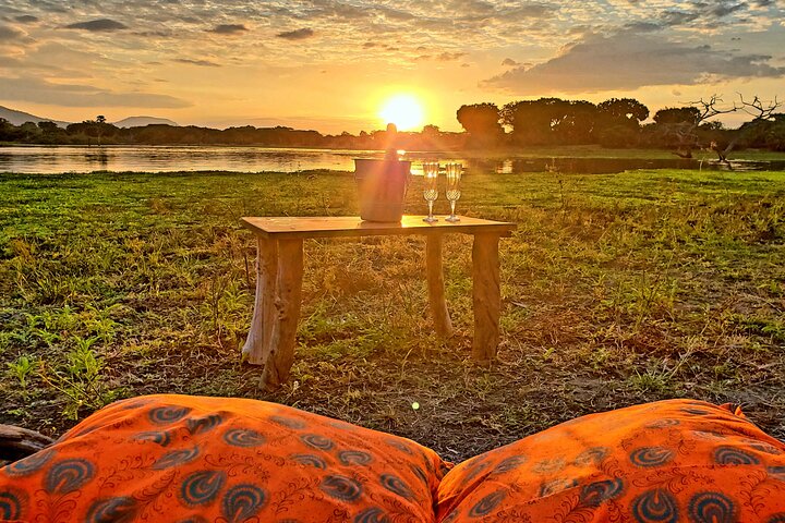 1 Nacht Exklusives rustikales Luxus Safari Camp Nyerere Nationalpark