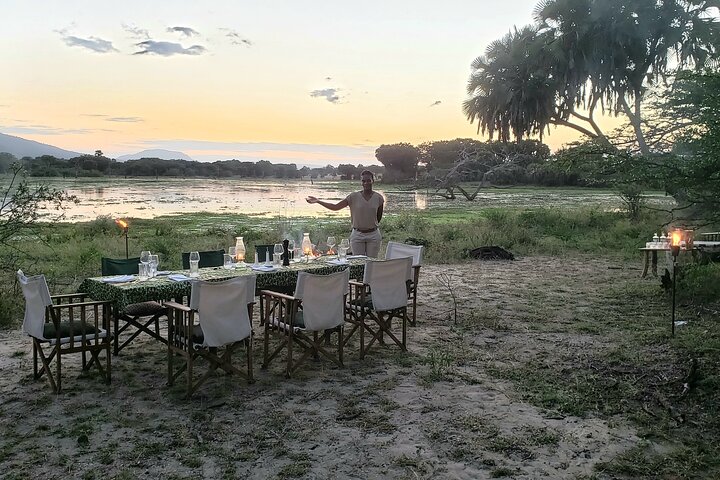1 Nacht Exklusives rustikales Luxus Safari Camp Nyerere Nationalpark