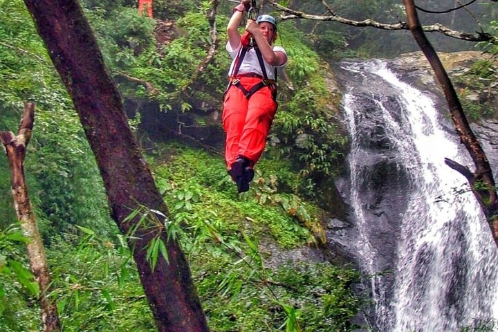 Ultimate Waterfall Zipline : 18 Zeilen über 11 Fälle in der Nähe von Jaco