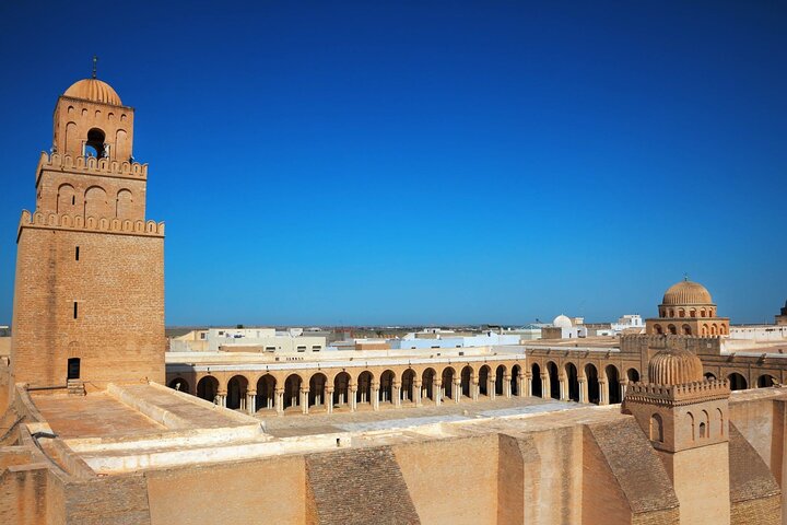 Excursión a la ciudad santa de Kairouan y al Coliseo El Jem desde Sousse