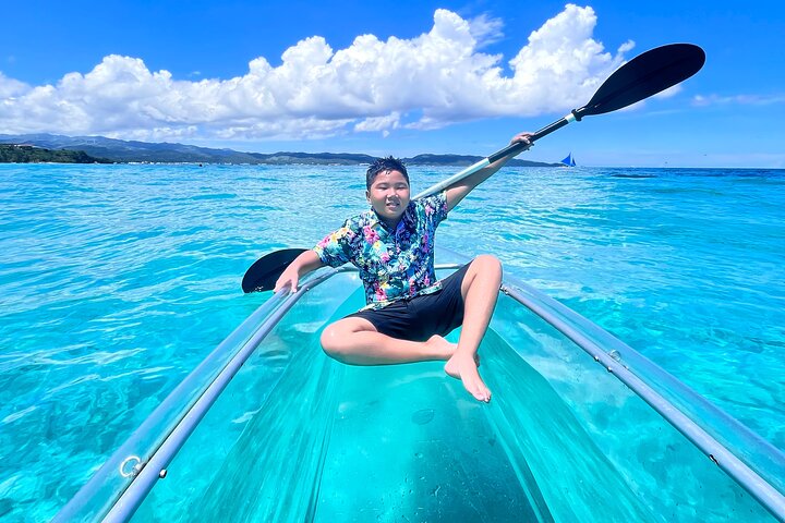 Sesión fotográfica en kayak de cristal en Boracay