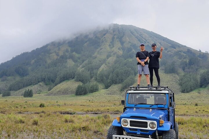 1-dagers Bromo privat dagstur med Madakaripura-fossen