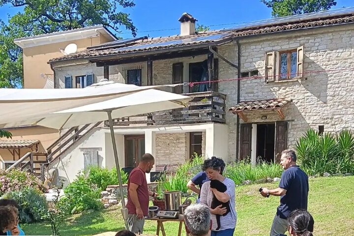 Cena en casa de Kirkaia: jardín de sabores auténticos