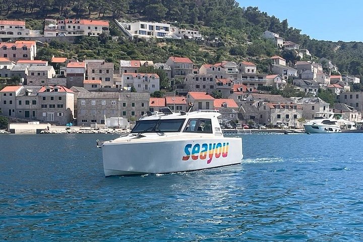 Entdecken Sie die Insel Brac mit dem privaten Boot - Besuchen Sie Bol und versteckte Buchten