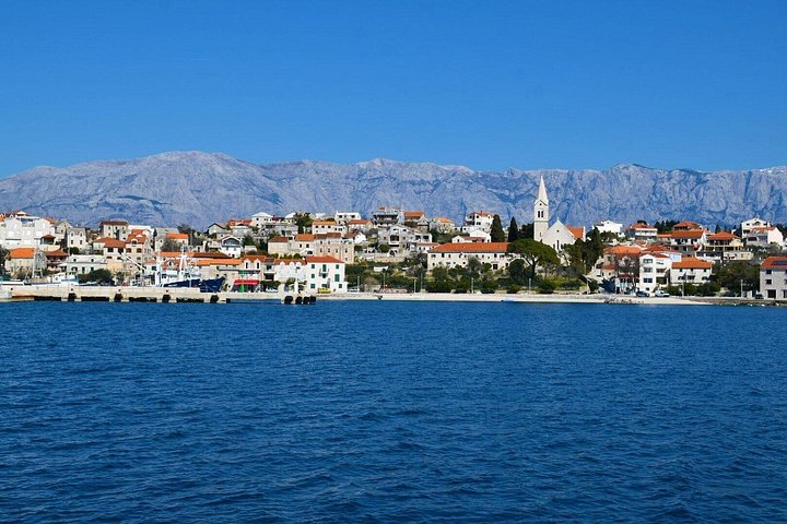 Entdecken Sie die Insel Brac mit dem privaten Boot - Besuchen Sie Bol und versteckte Buchten