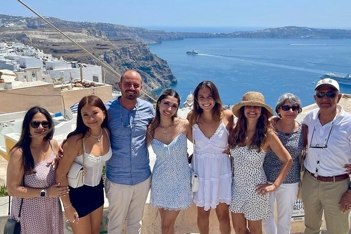 Santorini privat rundturstransport fra/til lufthavn, havn og hotel