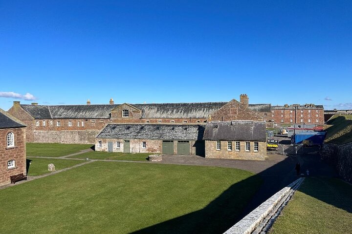 Invergordon Private Tour: Fort George, Castelo de Cawdor e Lago Ness