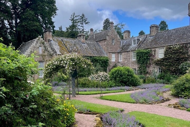 Invergordon Private Tour: Fort George, Castelo de Cawdor e Lago Ness