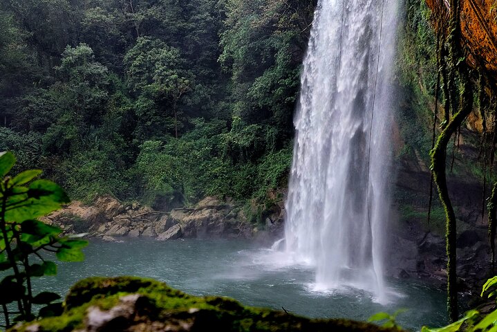 San Cristobal: Agua Azul vattenfall, Misol Ha och Palenque ruiner