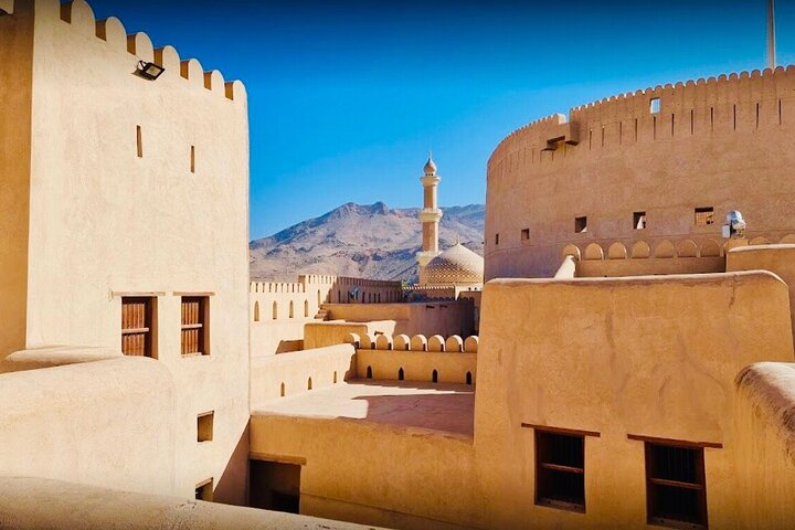 Bergen & Forten – Privé dagtour naar Nizwa & Jebel Akhdar
