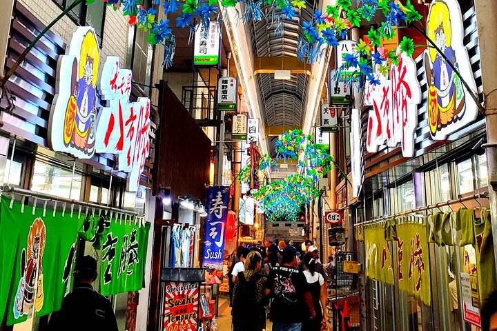 Hungry Osaka Street Food Tour : 15 Tastings with 3 Drinks