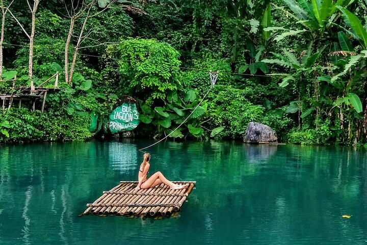Vang Vieng Tour A - Blå lagunen 3 med grottor och Zipline