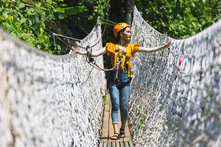 Vang Vieng Tour A - Blå lagunen 3 med grottor och Zipline