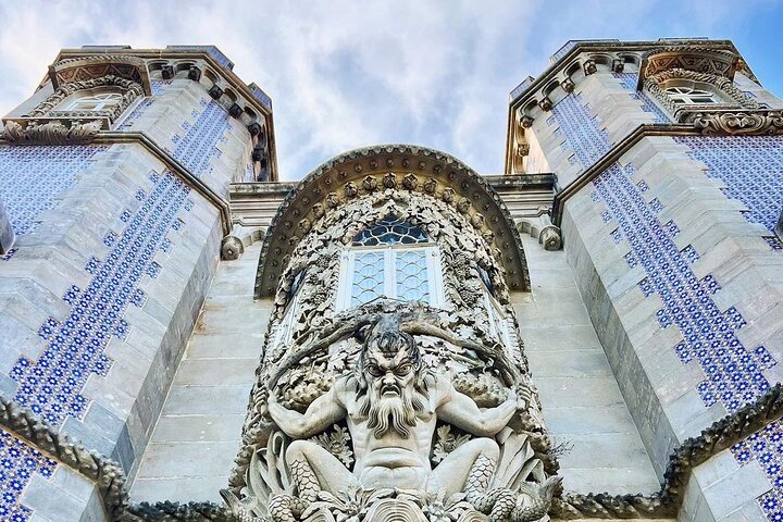 Sintra Private Tour med billetter: Pena Palace & Moorish Castle