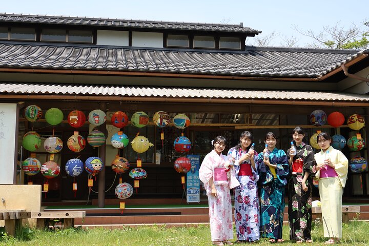 Paseo en Kimono Auténtico Privado en Nostálgico Village, Minakami