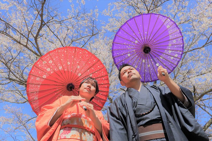 Paseo en Kimono Auténtico Privado en Nostálgico Village, Minakami