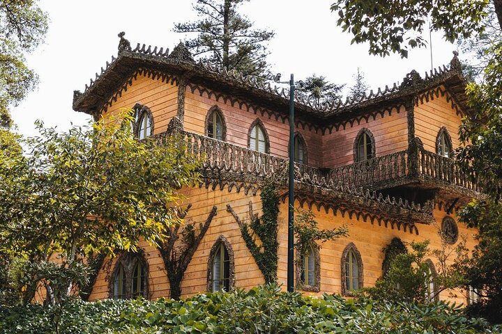 Sintra Private Tour med billetter: Pena Palace & Moorish Castle