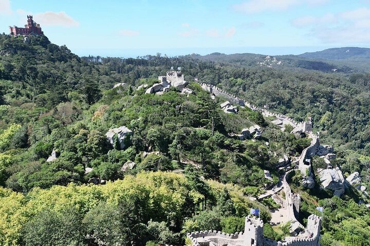 Sintra Private Tour med billetter: Pena Palace & Moorish Castle