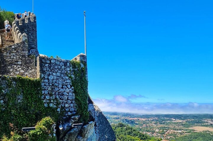 Sintra Private Tour med billetter: Pena Palace & Moorish Castle