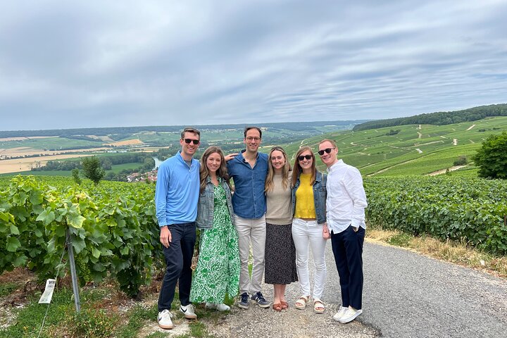 Bubble Champagne Tour vanuit Epernay (tour van een halve dag met kleine groepen)