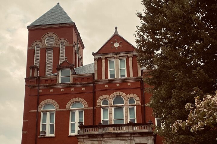 Begeleide spookwandeling door het historische Fayetteville