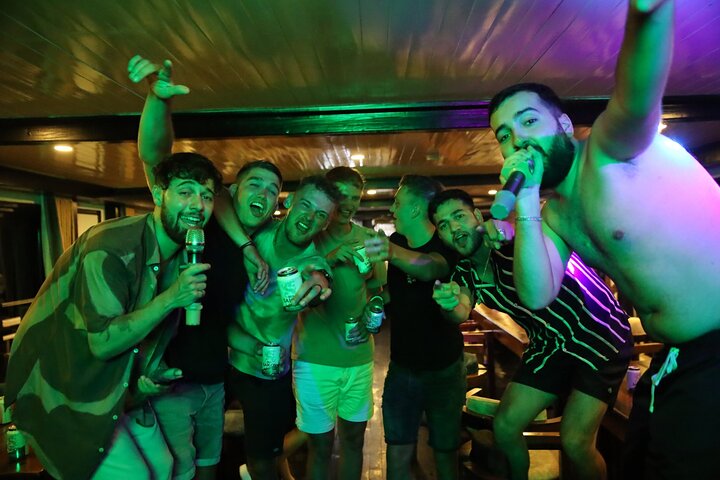 Oasis Bay Party Cruise 2 Days 1 Night - For Young Crowd