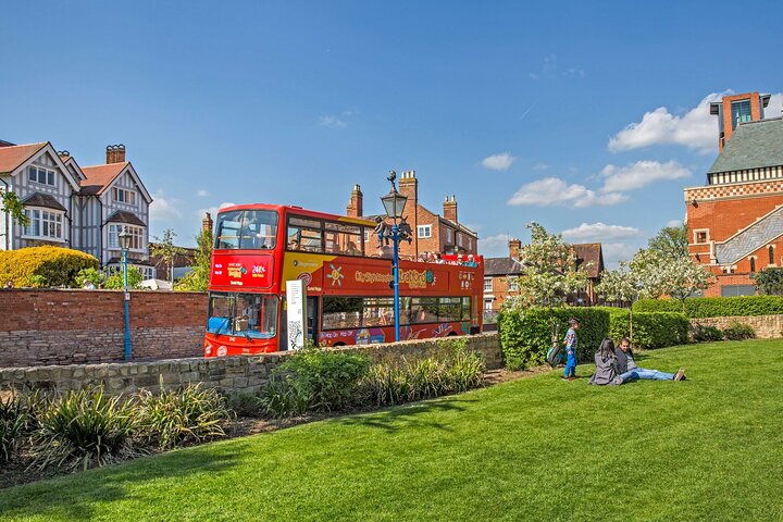 Stratford-upon-Avon hop-on hop-off bustour door de stad