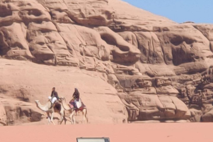 Jordan Private 2-Day: Petra, Wadi Rum, Pink Lake & Dead Sea