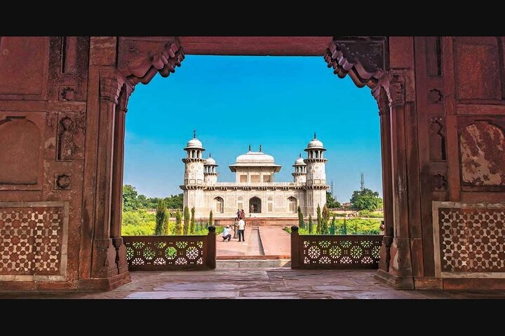 All Inclusive Taj Mahal Agra Fort Baby Taj Tour By Car From Delhi