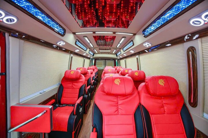 DELUXE Halong Bay Tagestour von Hanoi, täglich betrieben 2026 - 2027