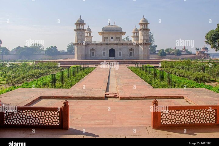 All Inclusive Taj Mahal Agra Fort Baby Taj Tour By Car From Delhi