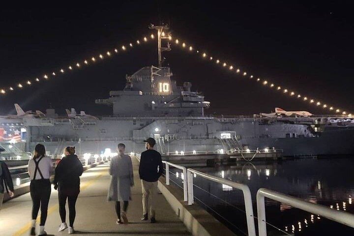 USS Yorktown Ghost Tour med exklusiv tillgång till natten