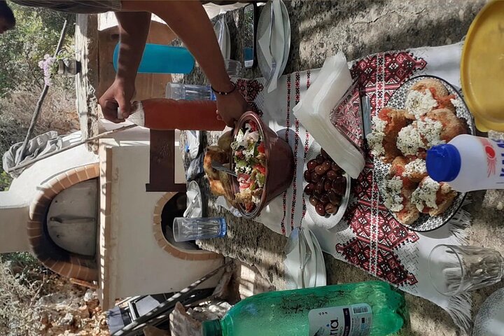 Autentisk kretisk matlaging klasse og gård erfaring i Chania, Kreta