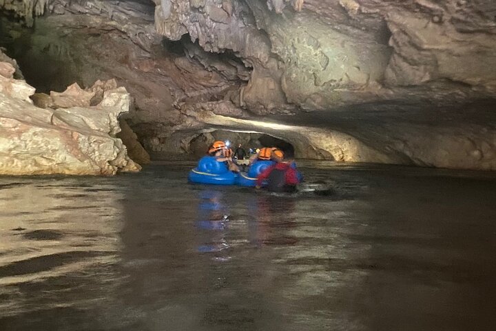 Altun Ha Mayatempels en Cave Tubing Paradise met lunch