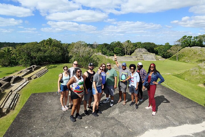 Altun Ha Mayatempels en Cave Tubing Paradise met lunch