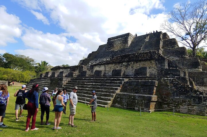 Altun Ha Mayatempels en Cave Tubing Paradise met lunch
