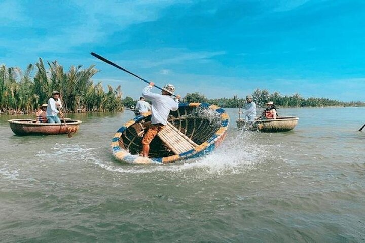 Hoi an Coconut Boat & Hoi an Ancient Town(¡Muy buen precio!)