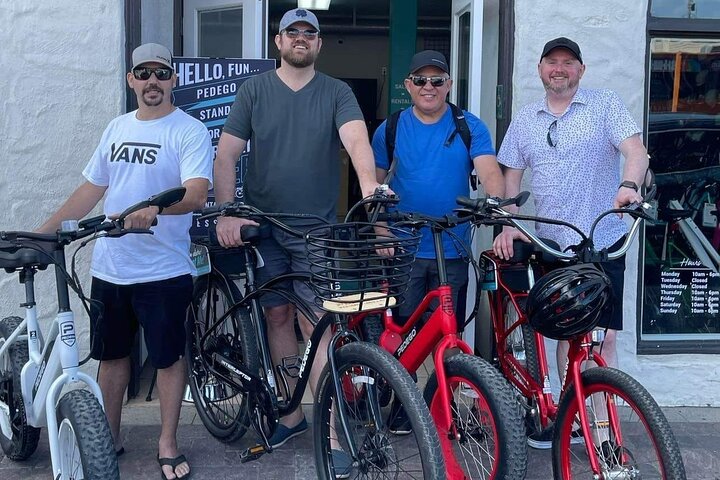 Tour guidato in bici elettrica di Pismo Beach, Shell Beach e Avila Beach